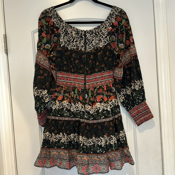 Alice and Olivia Tiered Clementina Mini Dress Paradise/Multi Color Sz 2 - Picture 11 of 12